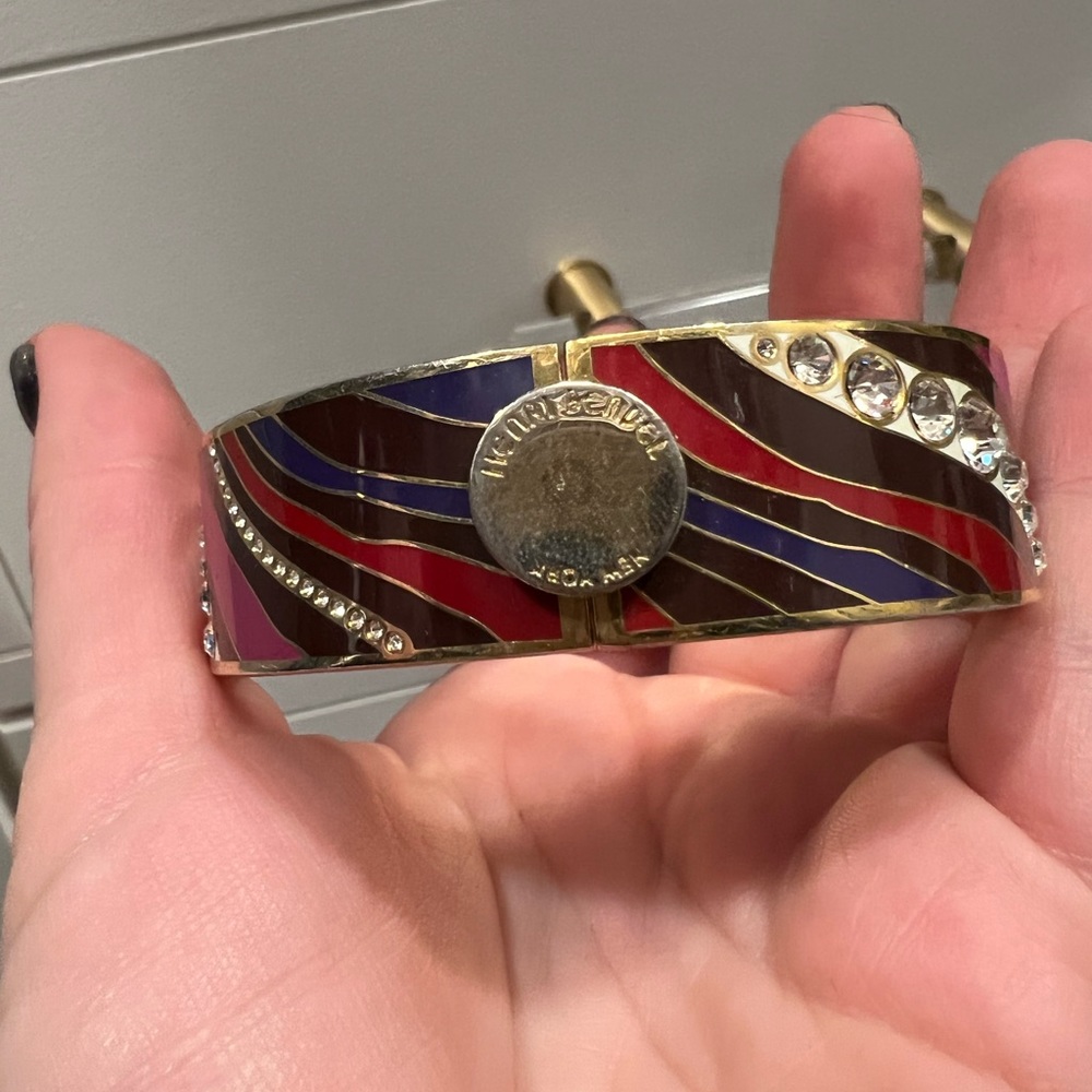 Henri Bendel bangle bracelet